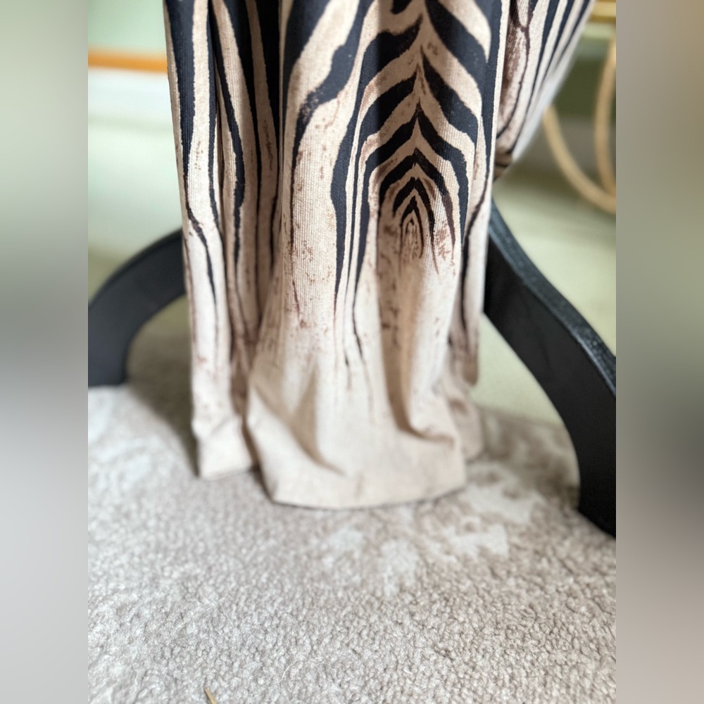 Elegant Black and Cream Jumpsuit - Picture 5 of 13